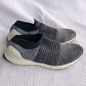 Adidas Men’s Ultraboost Laceless  Oreo